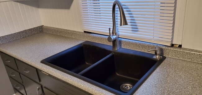 Photo - Monessen Updated 3 Bedroom 1 Bath House:  ...