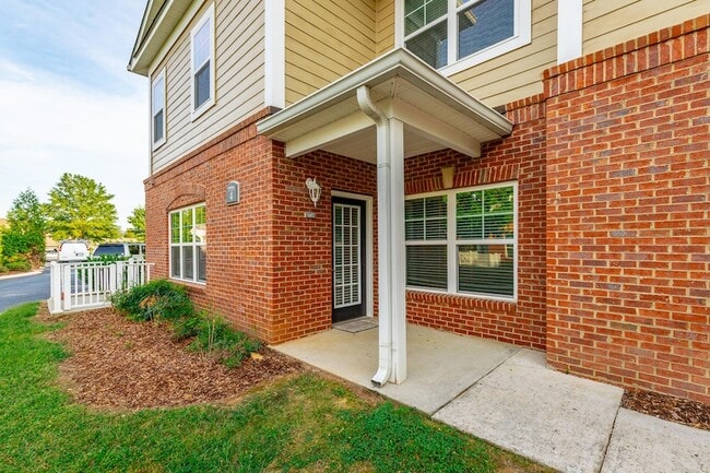 Photo - 4102 Regency Ct