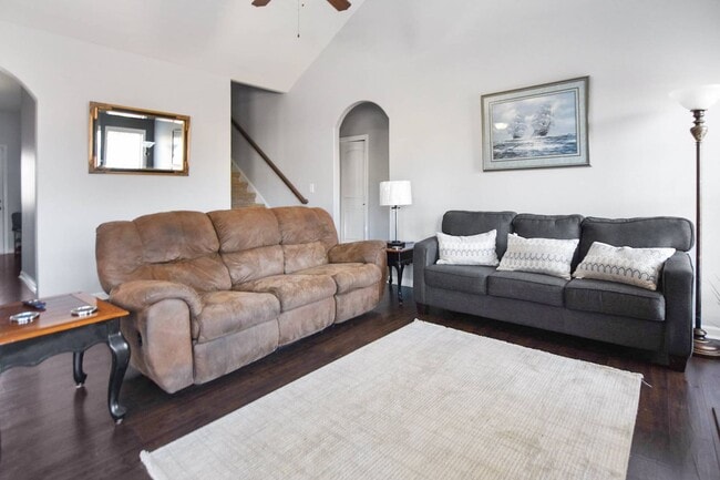 Photo - Pet Friendly Three Bedroom with Bonus!