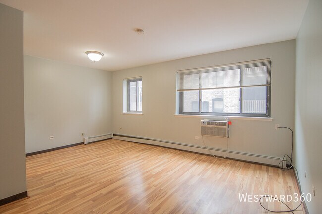 Photo - 607 W Wrightwood Ave Unit 214