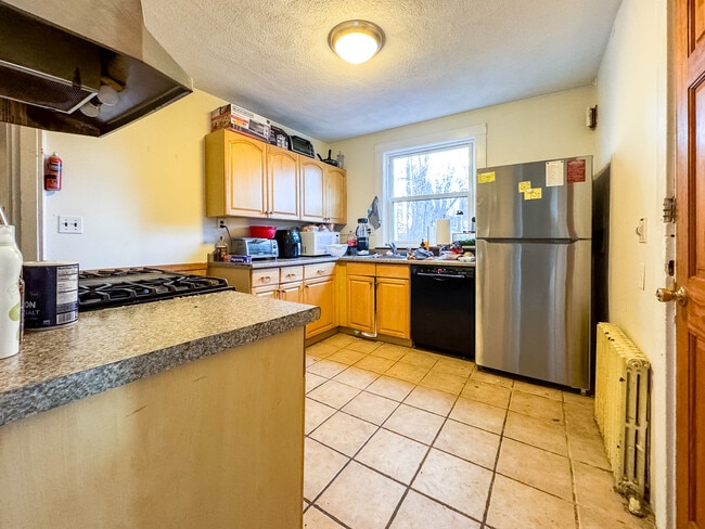28 Manet Rd