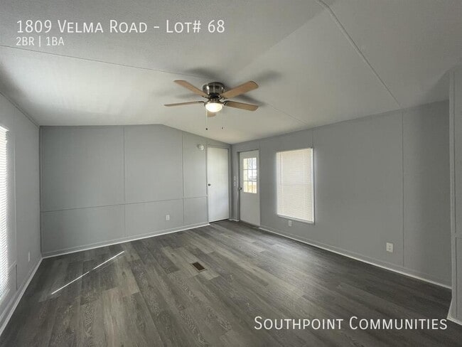 Photo - 1809 Velma Rd