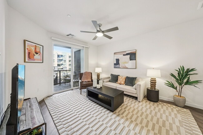 Fora Apartments
