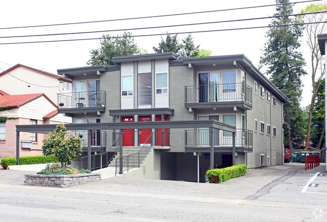 Building Photo - Avia Apartments