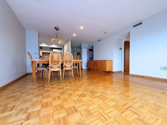 Photo - 1805 Beacon St Unit 502