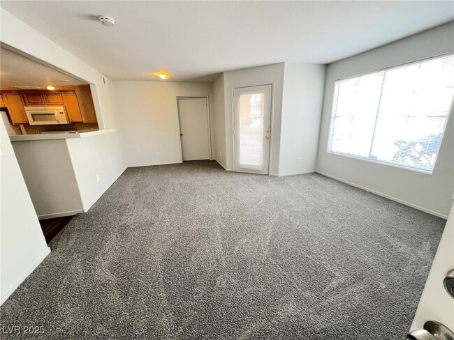 Photo - 1830 N Pecos Rd Unidad 158 Rental