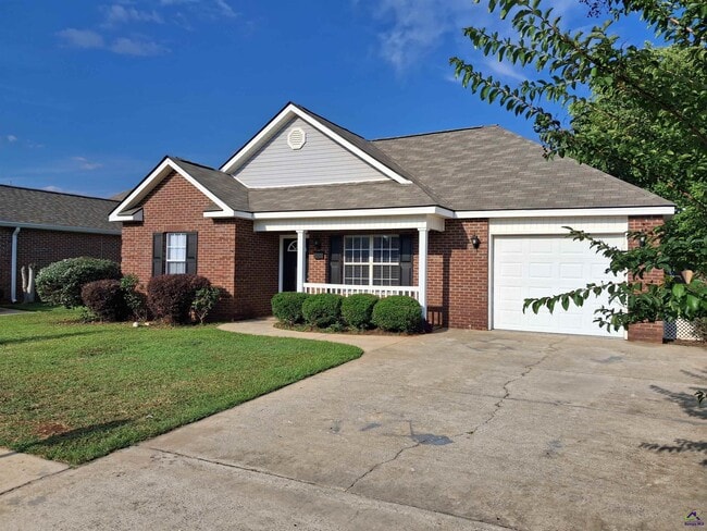 Photo - 105 Monticello Dr