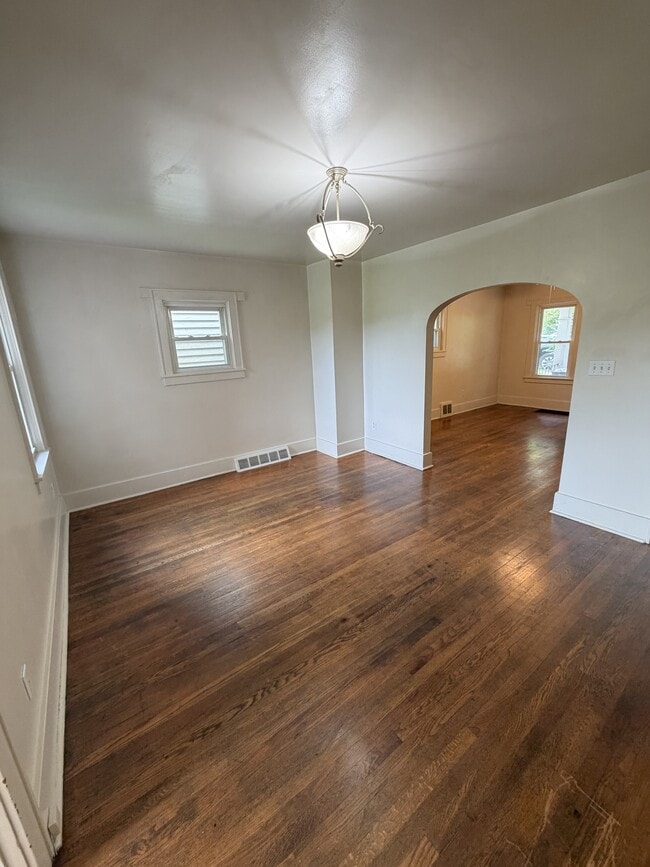 Photo - 242 N 5th St
