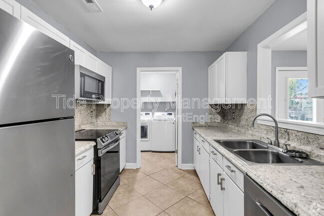 Building Photo - 206 Pine Shadow Dr Rental
