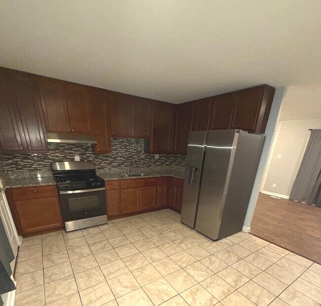 Photo - 2051 217th St