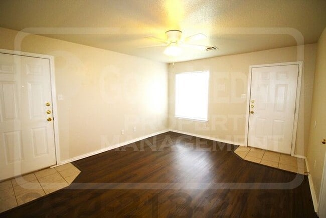 Photo - 2701 Alma Dr