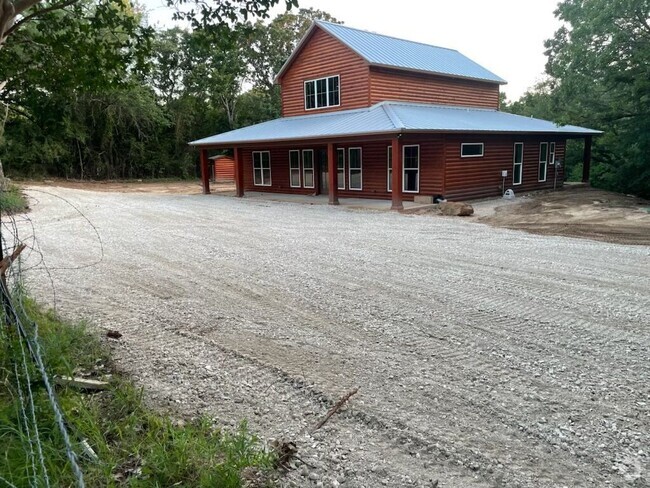 Building Photo - 483 Spout Springs Rd Rental