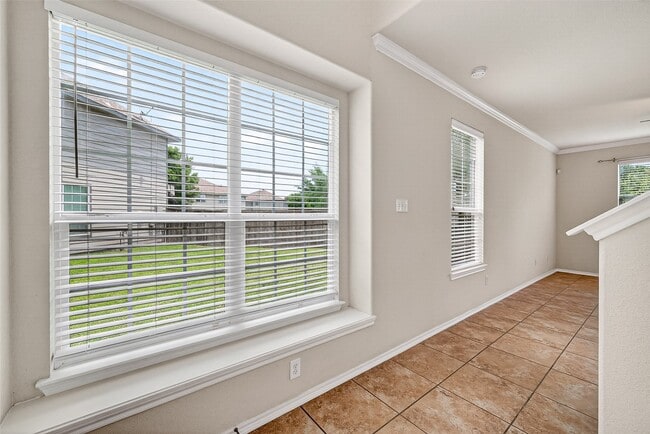 Photo - 24670 Folkstone Cir