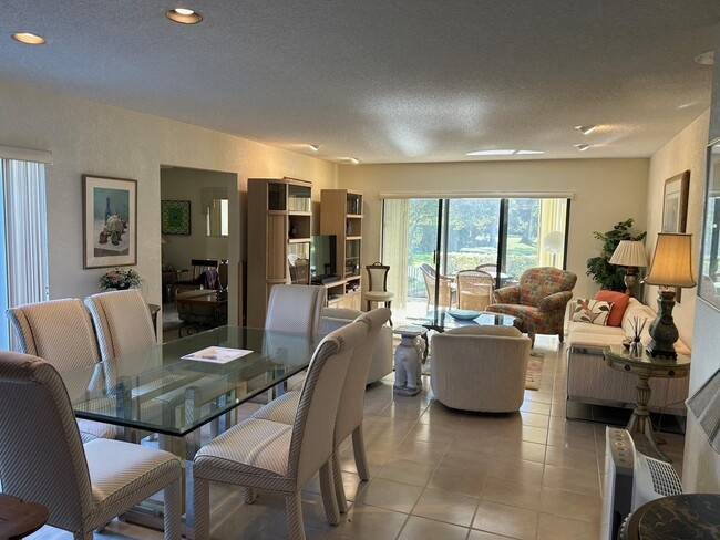 Photo - 9307 Pecky Cypress Ln Unit 17 A
