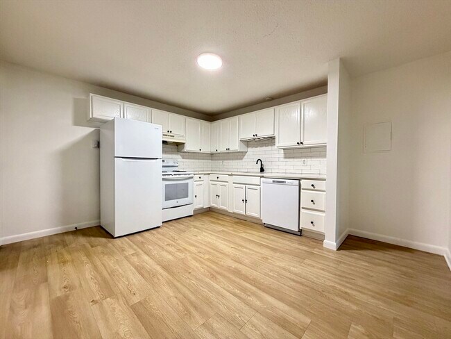 Photo - 18 Pierce St Unit 3B