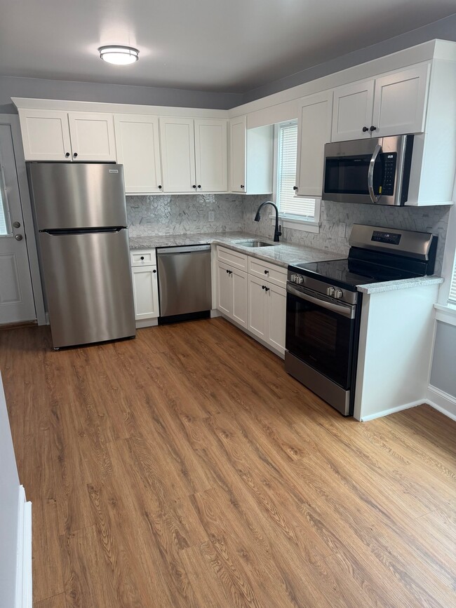 Photo - 1623 Kenneth Ave