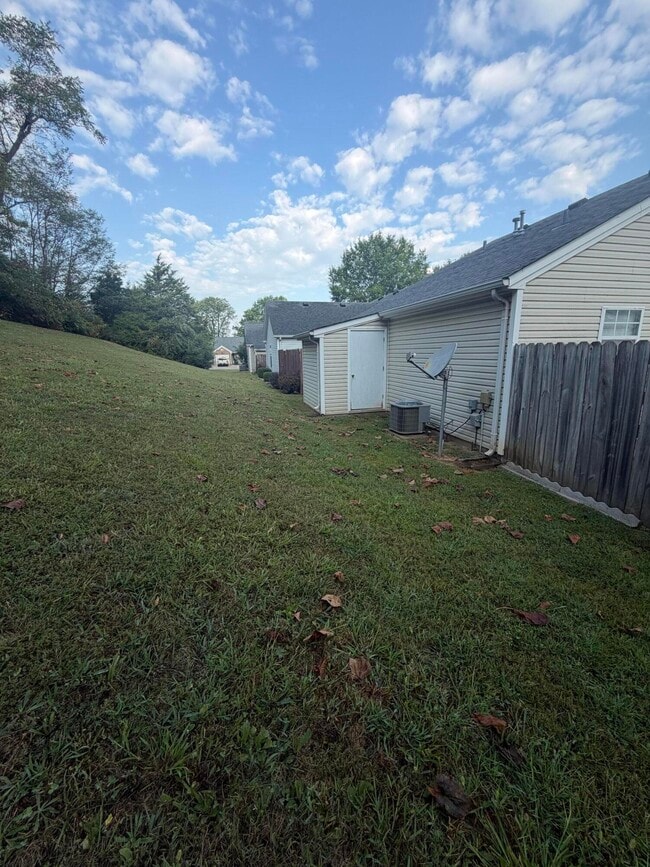 495 Sivley Rd