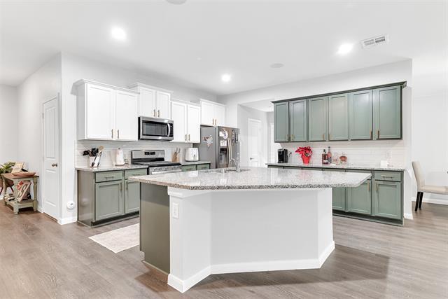 Photo - 707 Range Dr