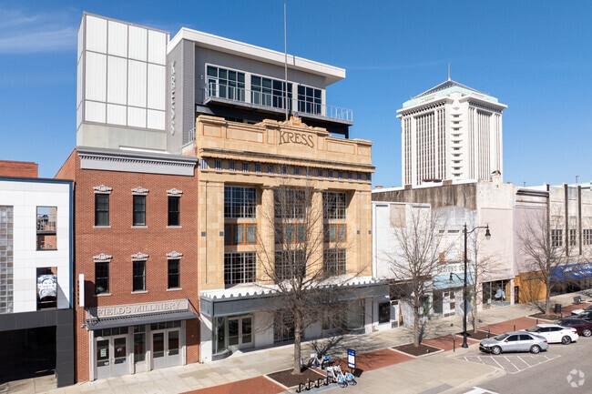 Exterior - Kress on Dexter