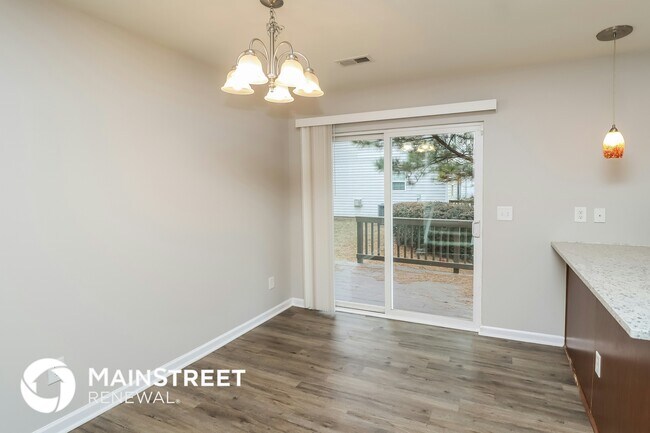 Photo - 1421 Killashee Ct