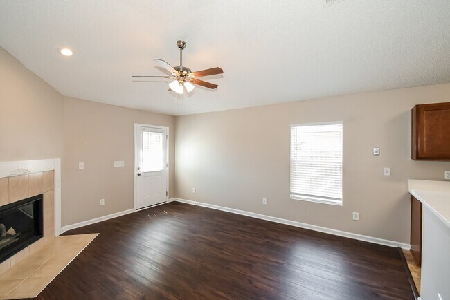 Photo - 8628 Springtree Road