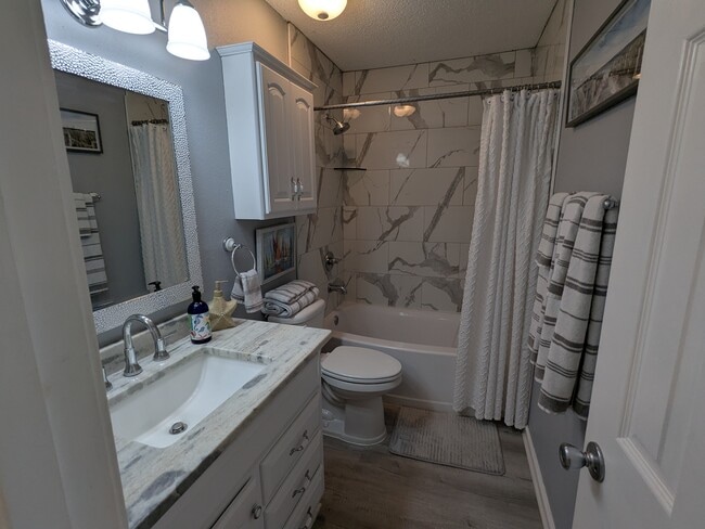 Photo - 8253 Navarre Pky Unit D104