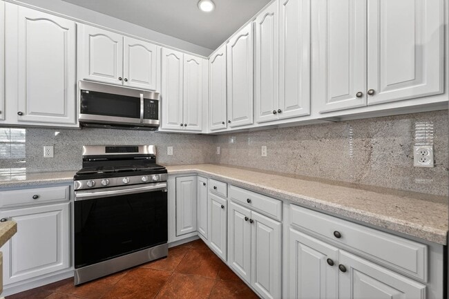 Photo - 4178 E Maplewood St