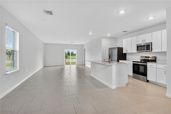 Photo - 19624 Fairhill Ct