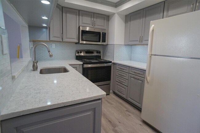 Photo - 400 Island Way Unit 308