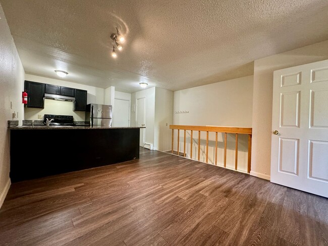 Photo - 1200 College Ave