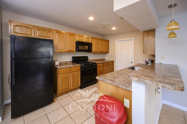 Photo - 3 Ashby Ln
