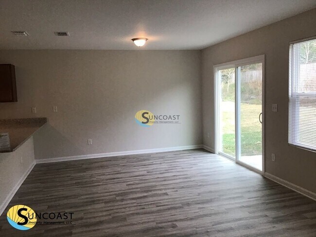 Photo - 7094 Plymouth Grove Ct