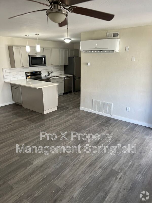Building Photo - 1617 N Jefferson Ave Unit 4 Rental