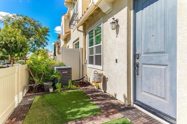 Photo - Beautiful 4 Bed 3.5 Bath Home in Great Sch...