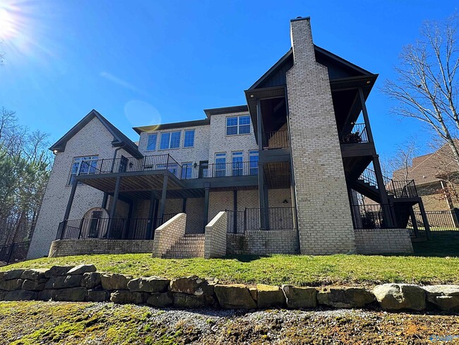 Photo - 1 Sylvias Wy