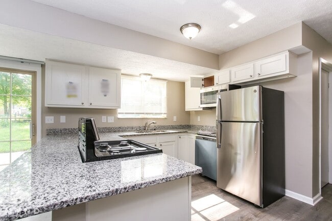 Photo - 1500 Manor Dr