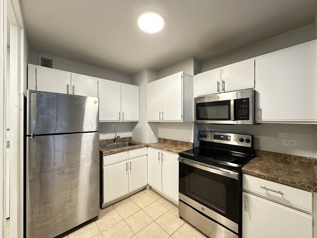 Photo - 1349 N Dearborn St Unit D61