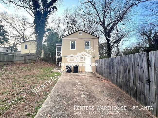 Charming 1-Bedroom Carriage House Near Dow... - Charming 1-Bedroom Carriage House Near Dow...