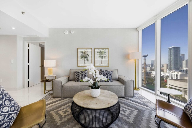 Photo - 485 Brickell Ave Unit SI FL24-ID1022287P