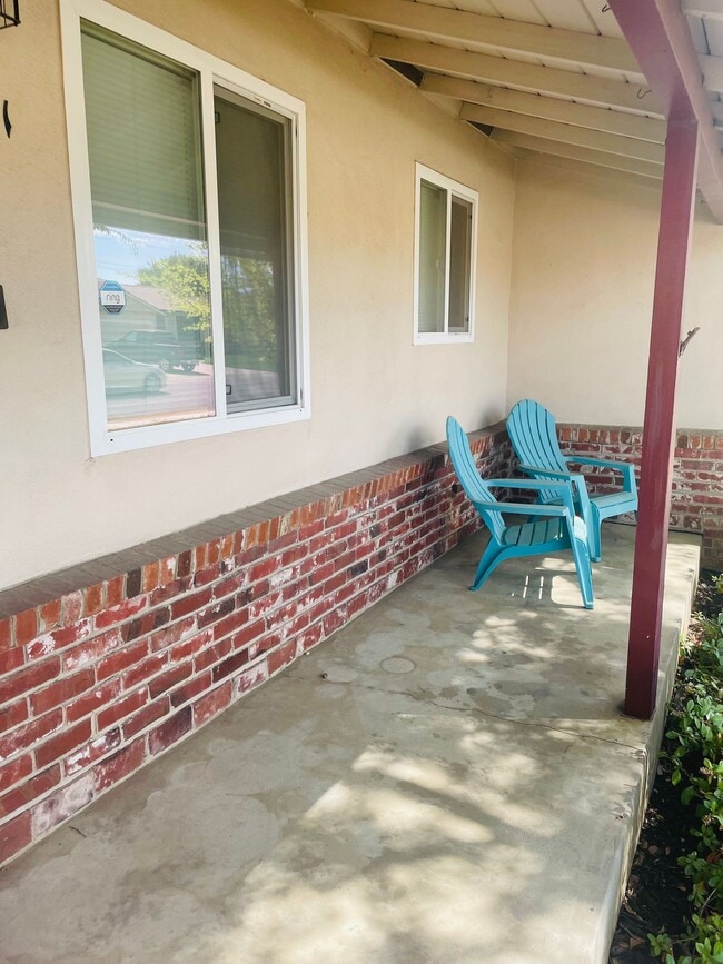 Photo - Renovated 2bed/1bath Duplex