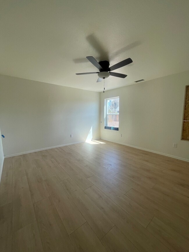 Photo - 4348 N Sauter Dr W