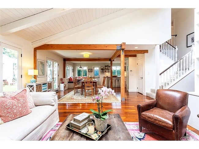 Photo - 12807 Milbank St