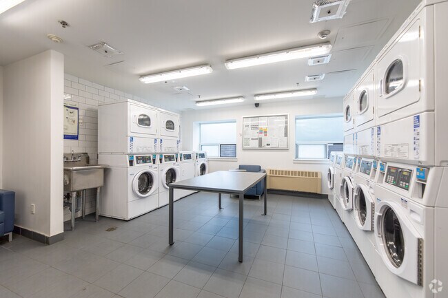 Laundry Room - 4981 Bathurst Apartments