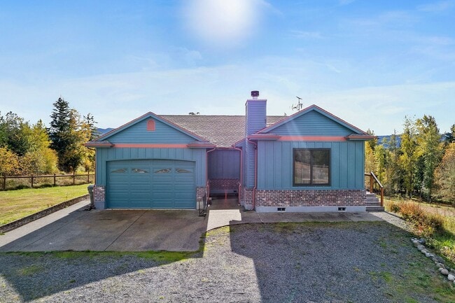 Photo - Yelm Country Living | 3 Bed, 3 Bath Home on 2.5 Acres | Solar Panels!