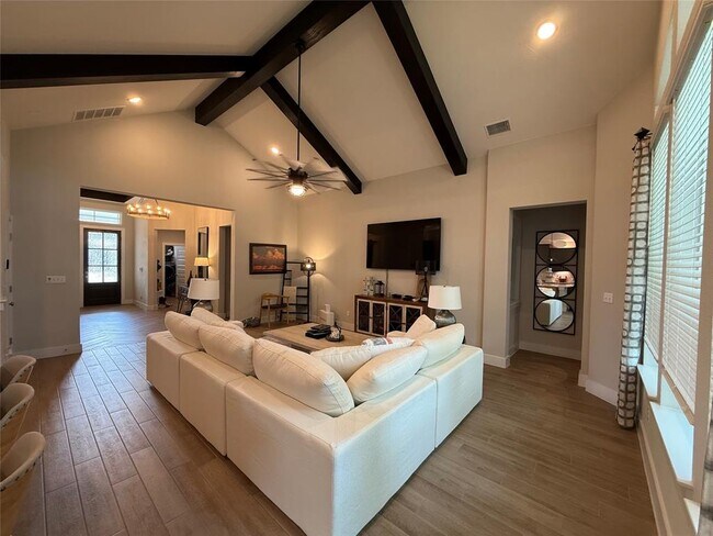 Photo - 813 Craven Hill Ln