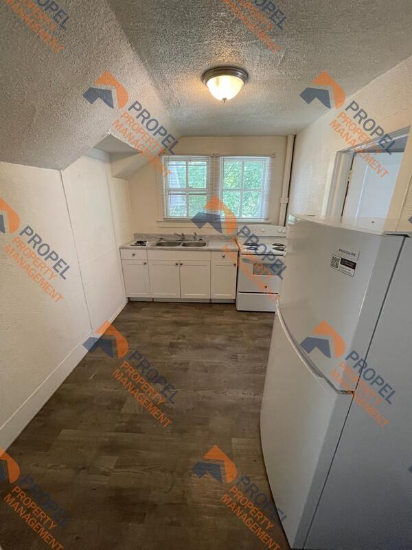 Photo - 411 W 3rd St