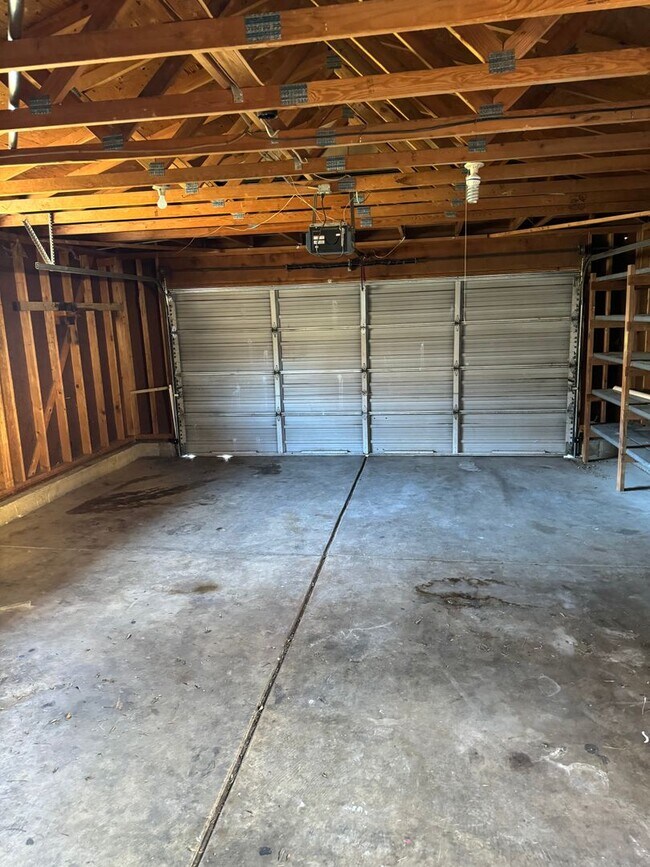 Photo - Stylish Modern 3 bed 2 bath house