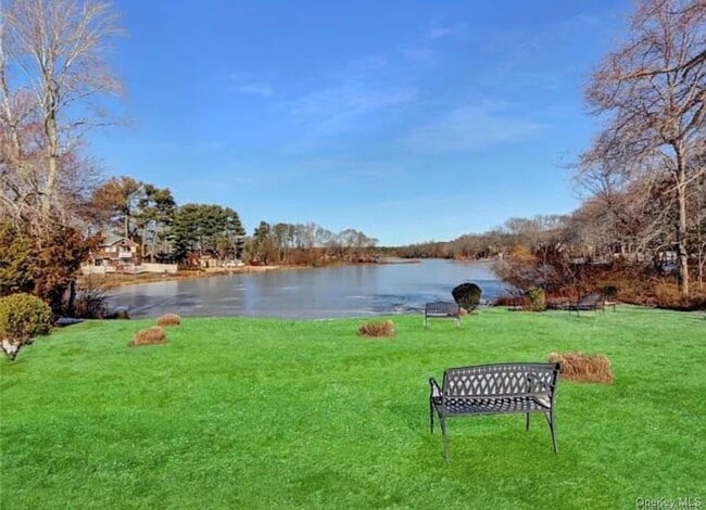 Photo - 105 Artist Lake Dr