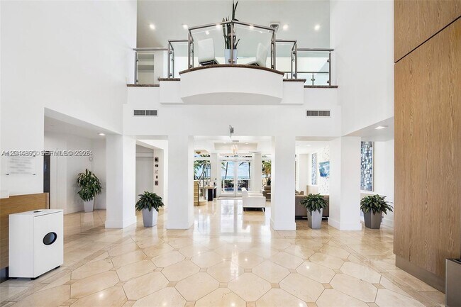 Photo - 4779 Collins Ave Unit 3102