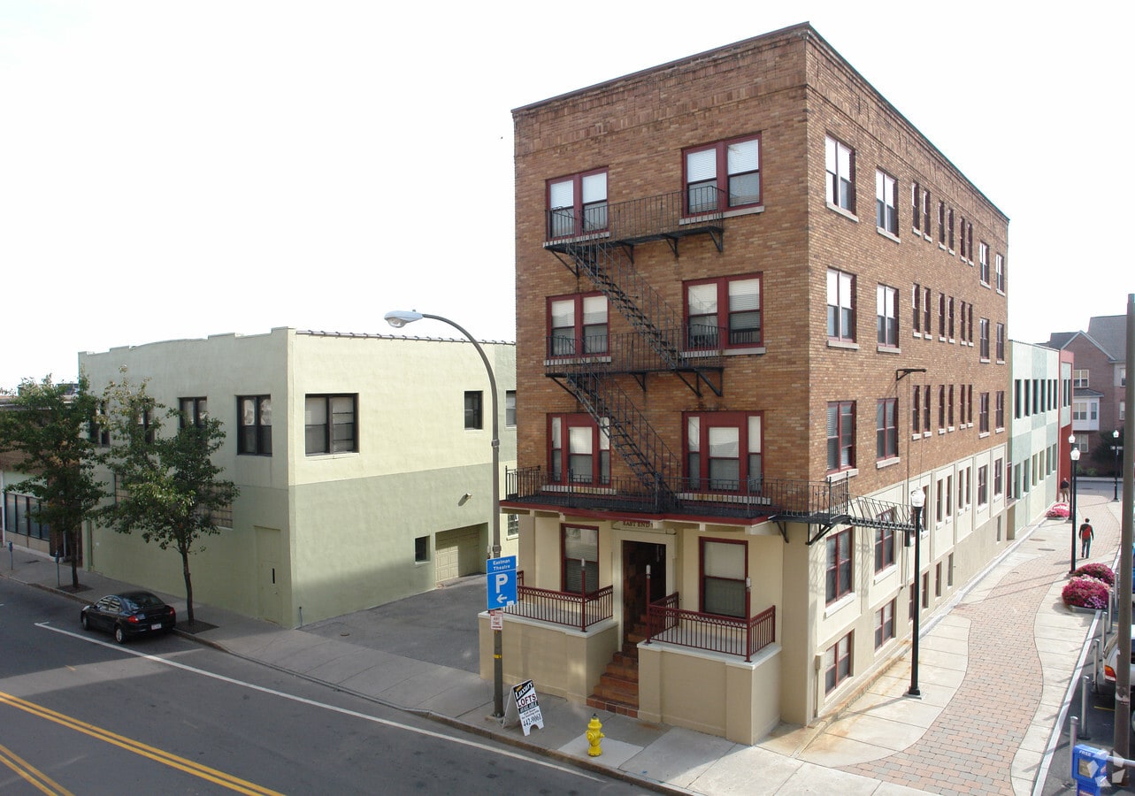 East End Lofts - East End Lofts